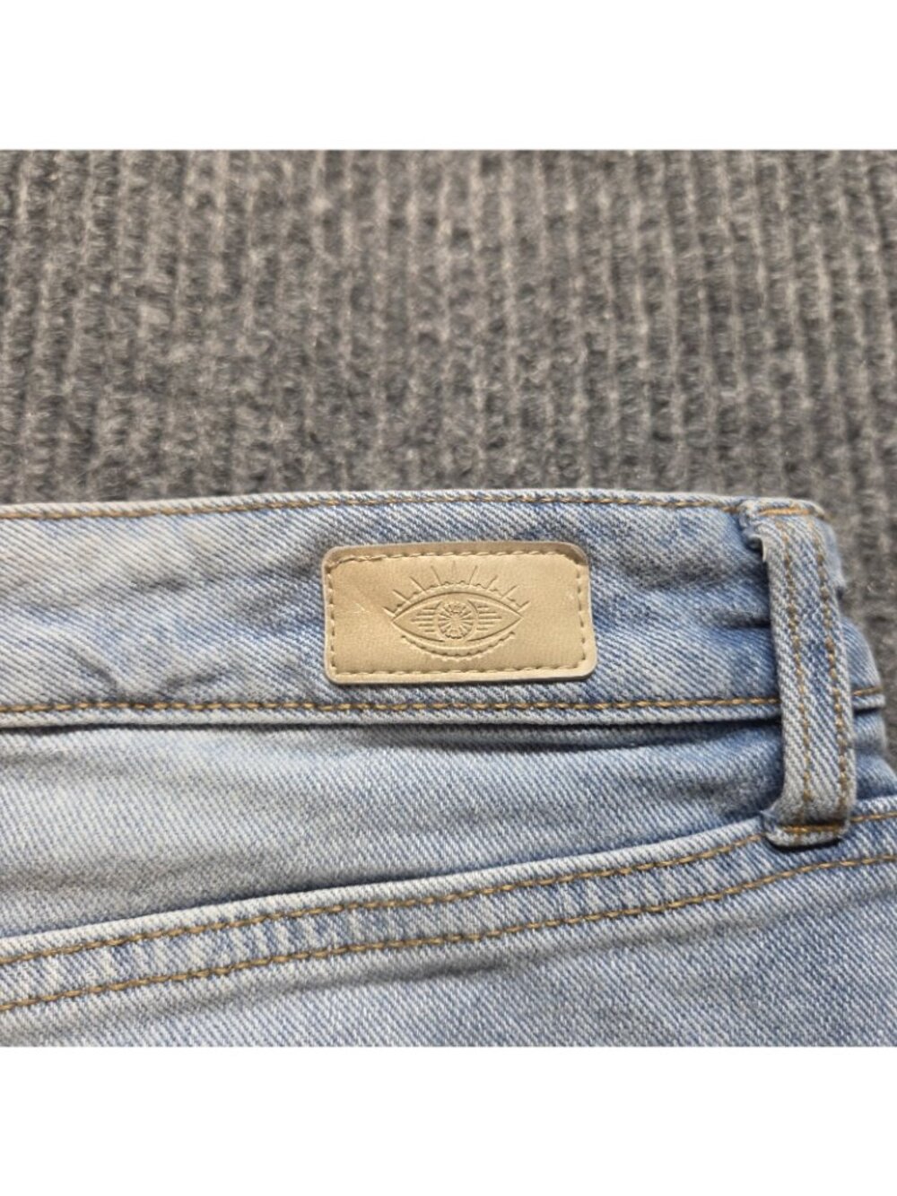 SOFIA Vergara Jeans Chi Short Denim Shorts Women's 16 Blue Cut-Off  Distressed - Picture 15 of 16